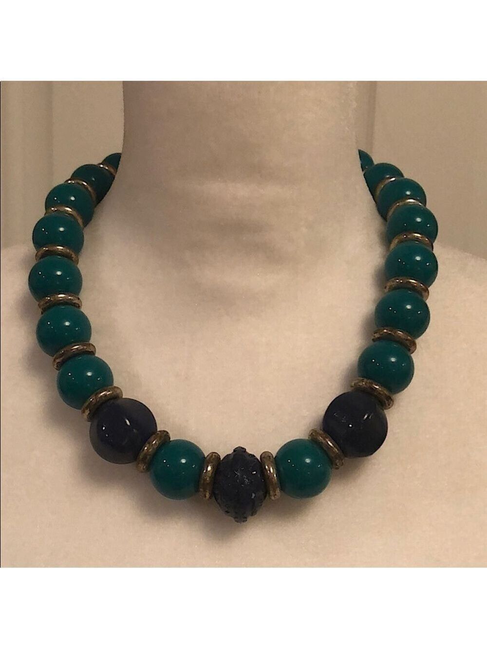 COSTUME Jewelry Green/Blue Beads